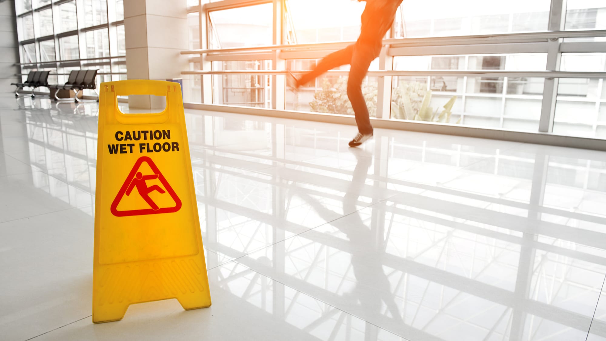 California balcony collapse injuries claim guidance from Hurt Advice attorneys in the premises liability practice area